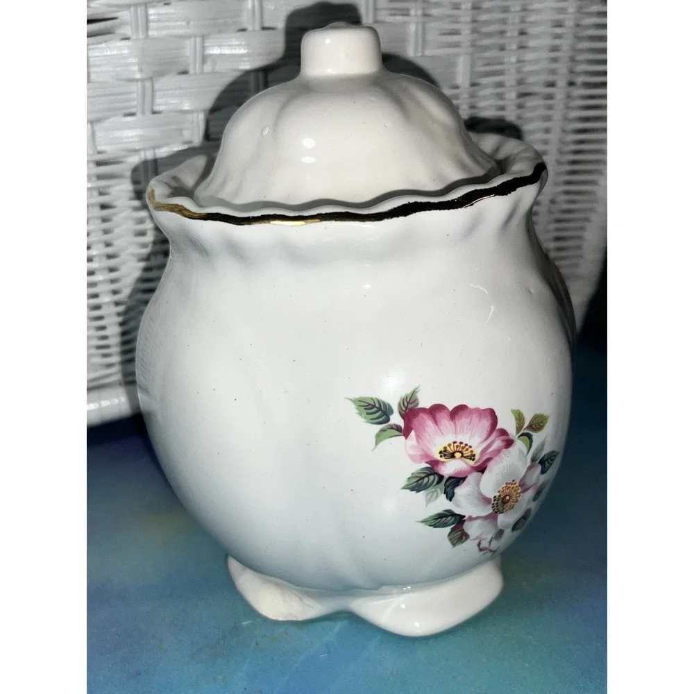 House of Webster Briar Rose HWE1 Ceramic‎ Round Canister Gold Trim